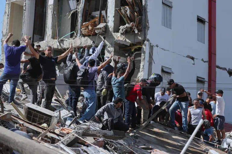Colombia earthquake today: 7.4-magnitude quake leaves over 100 dead
