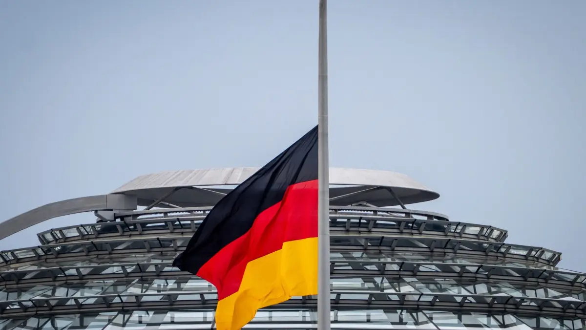 Warum wird in Deutschland Halbmast geflaggt?